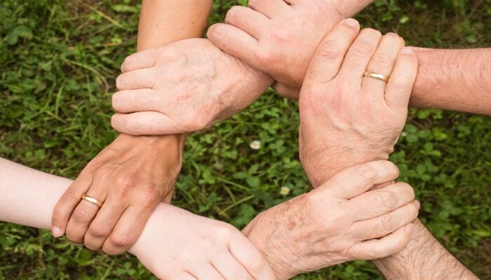Eltern und Lehrkräfte in Bayern