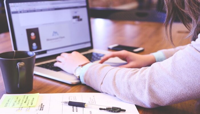 Eltern stehen laut ifo-Studie hinter verpflichtendem und leistungsbezogenem Unterricht