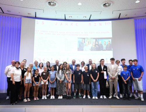 15 Jahre MINT21-Initiative: Bayerische Realschulen sind eine Talentschmiede für den MINT-Nachwuchs